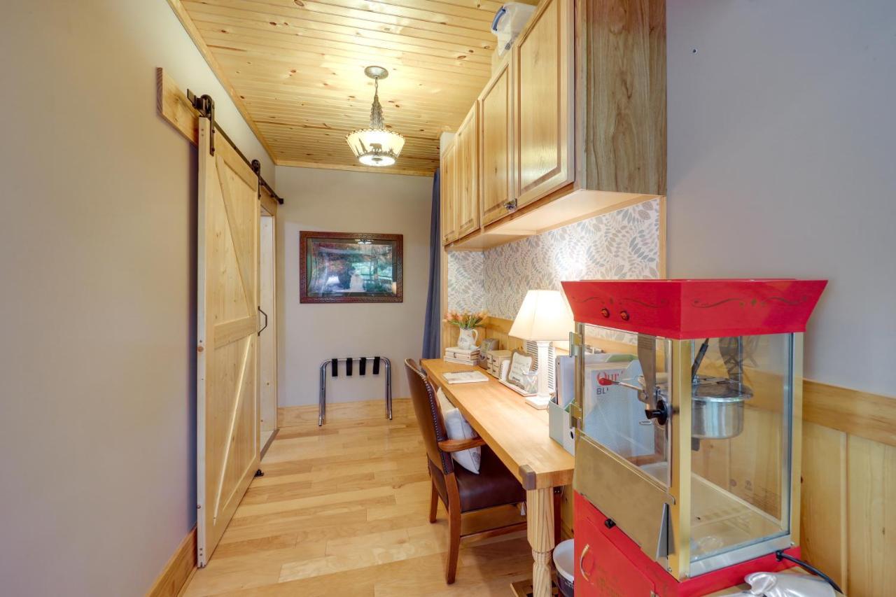 West Jefferson Vacation Rental Near River Екстер'єр фото